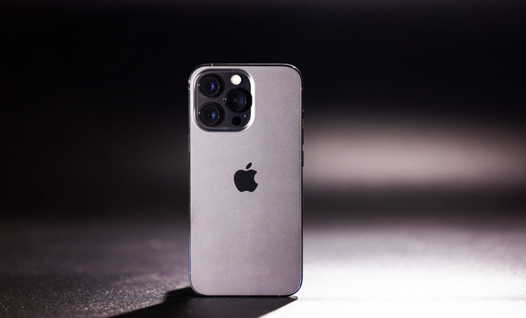 修理したいiPhoneの機種と故障内容を整理する